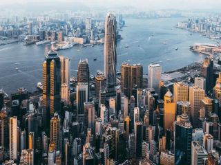 香港在“一带一路”建设中发挥关键桥梁和枢纽作用